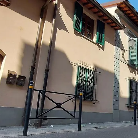 Castle דירה פראטו